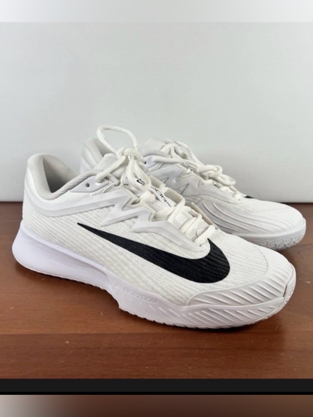 Nike White Court Air Zoom Vapor Pro 3